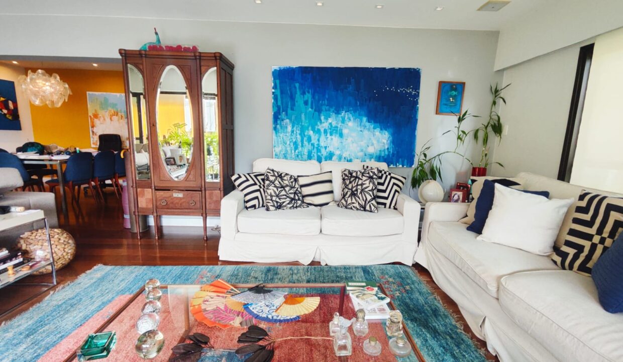 WhatsApp Image 2025-05-07 at 20.22.34 (1)