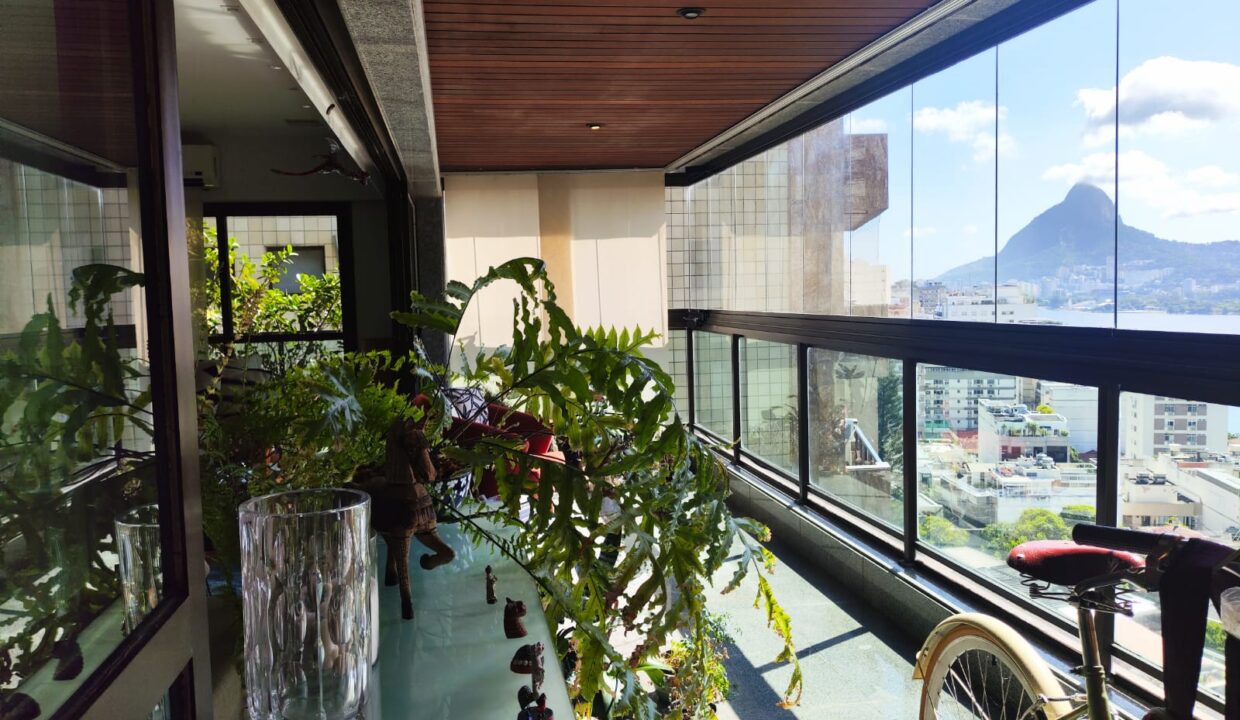 WhatsApp Image 2025-05-07 at 20.22.36 (2)