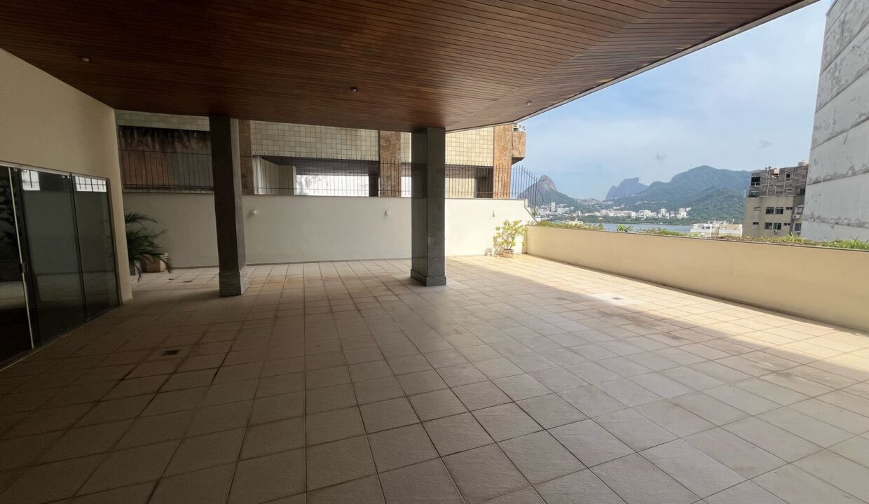 WhatsApp Image 2025-05-07 at 20.22.40 (3)