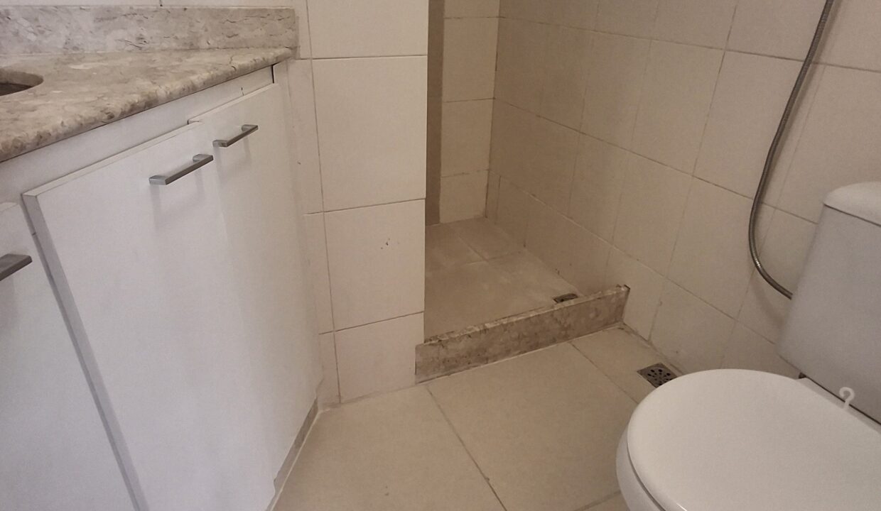 WhatsApp Image 2025-05-08 at 17.05.11