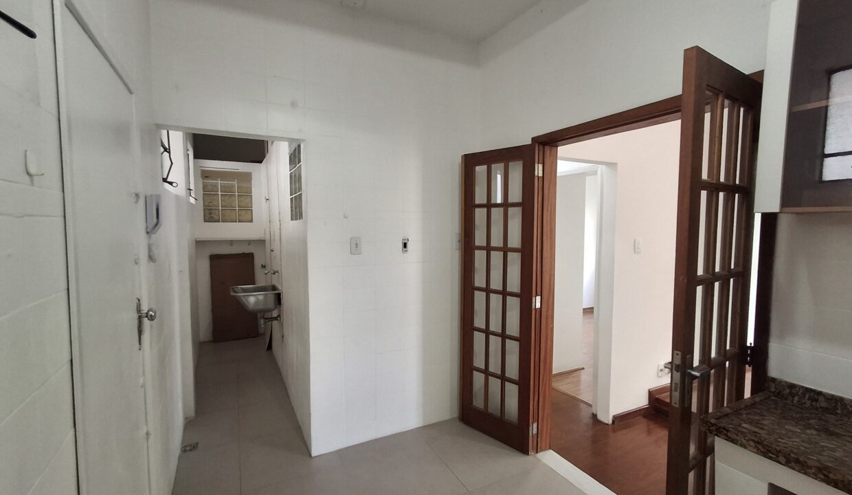 WhatsApp Image 2025-05-08 at 17.05.17 (1)