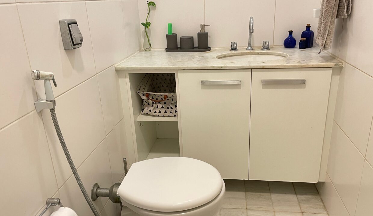 WhatsApp Image 2025-05-15 at 22.05.44 (1)