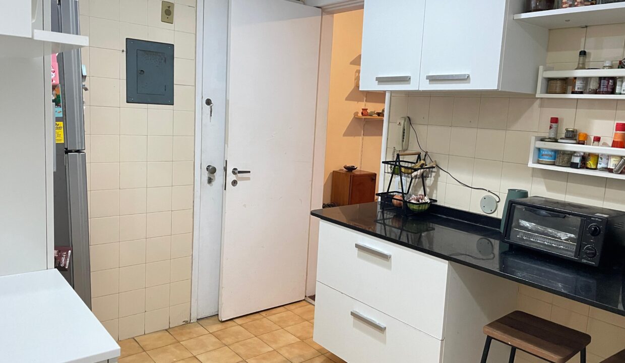 WhatsApp Image 2025-05-15 at 22.05.44 (4)