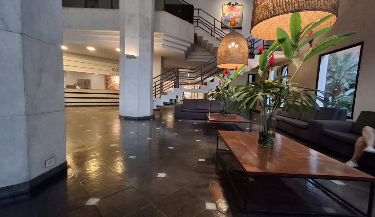 WhatsApp Image 2025-05-22 at 08.39.10 (1)