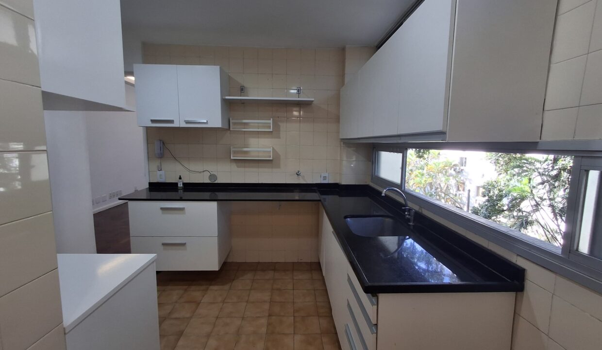 WhatsApp Image 2025-06-16 at 08.08.08 (1)