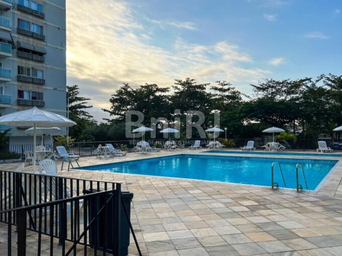 OPORTUNIDADE ÚNICA, COBERTURA LINEAR COM 5 QUARTOS, TERRAÇÃO, VISTA PANORAMICA, 3 VAGAS, LAZER, BARRA DA TIJUCA- RIO DE JANEIRO RJ